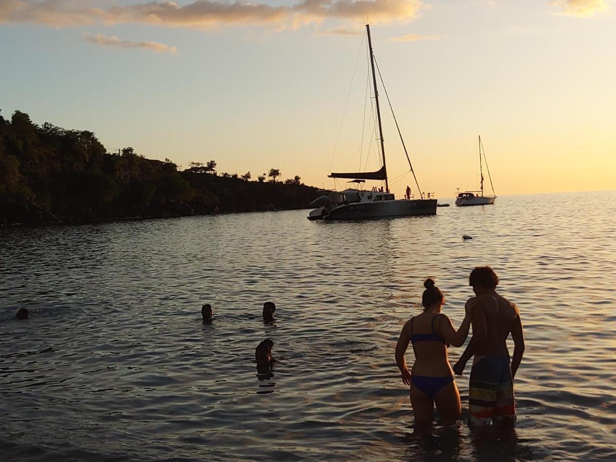 Les Gites Du Domaine De Petite-Anse 波尔兰特 外观 照片